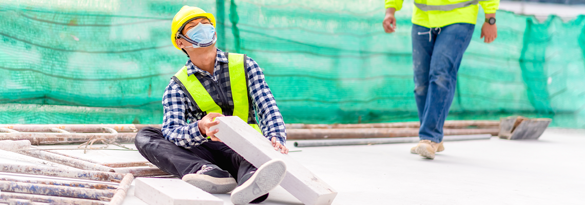 Physical injury at work of construction worker