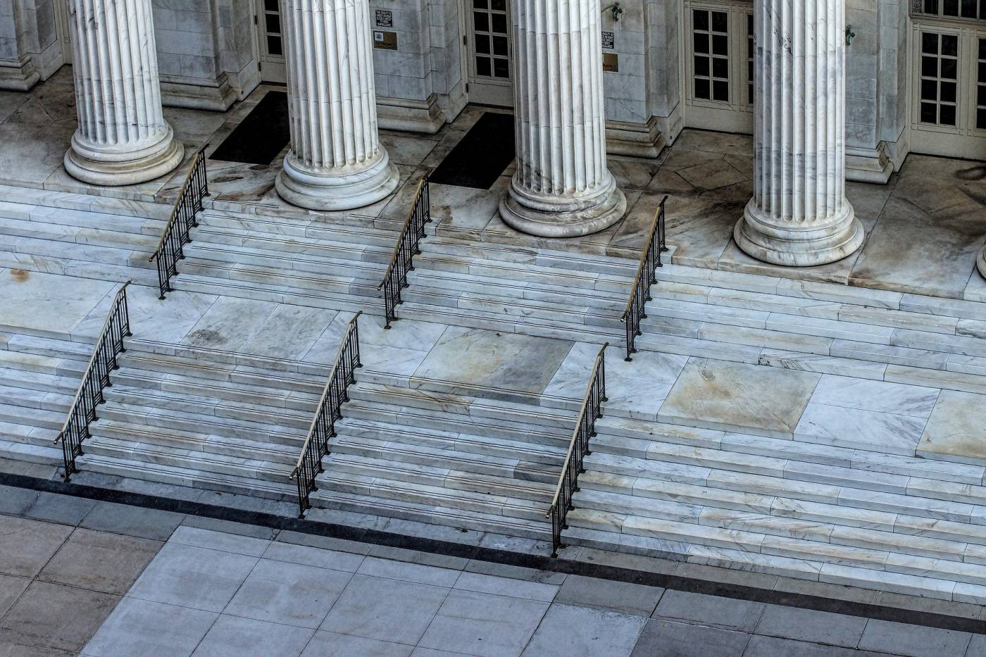 Courthouse steps