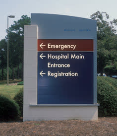 Hospital entrance sign