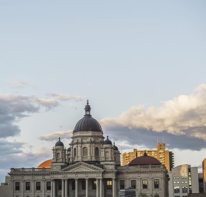 Syracuse courthouse with blue sky