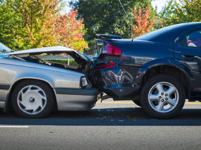 Two cars in a fender bender