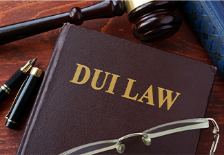 Dui Law Title on A Book and Gavel