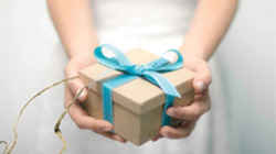 Person holding a gift box