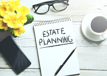 estate planning text on notepad