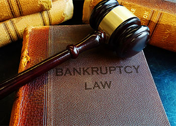 Gavel on bankruptcy Law books