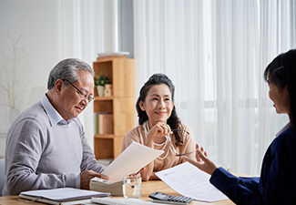 Couple Consulting with estate agent