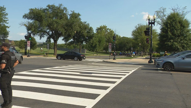 National Mall Crosswalk | DC Pedestrian Attorney