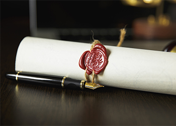 Notary's public pen and stamp on last will