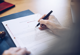 The document is signed by a female notary