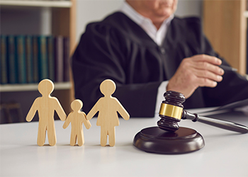 Gavel, Judge and Family Figures