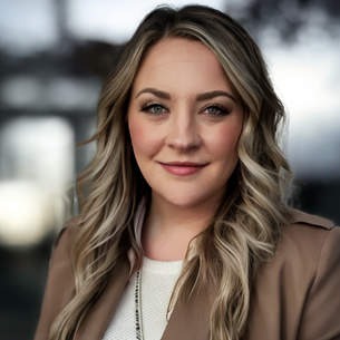 Image of Alexa D. Bischoff