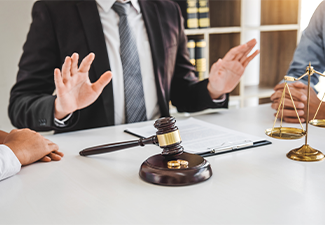 Mediation between marriage, husband and wife during divorce process