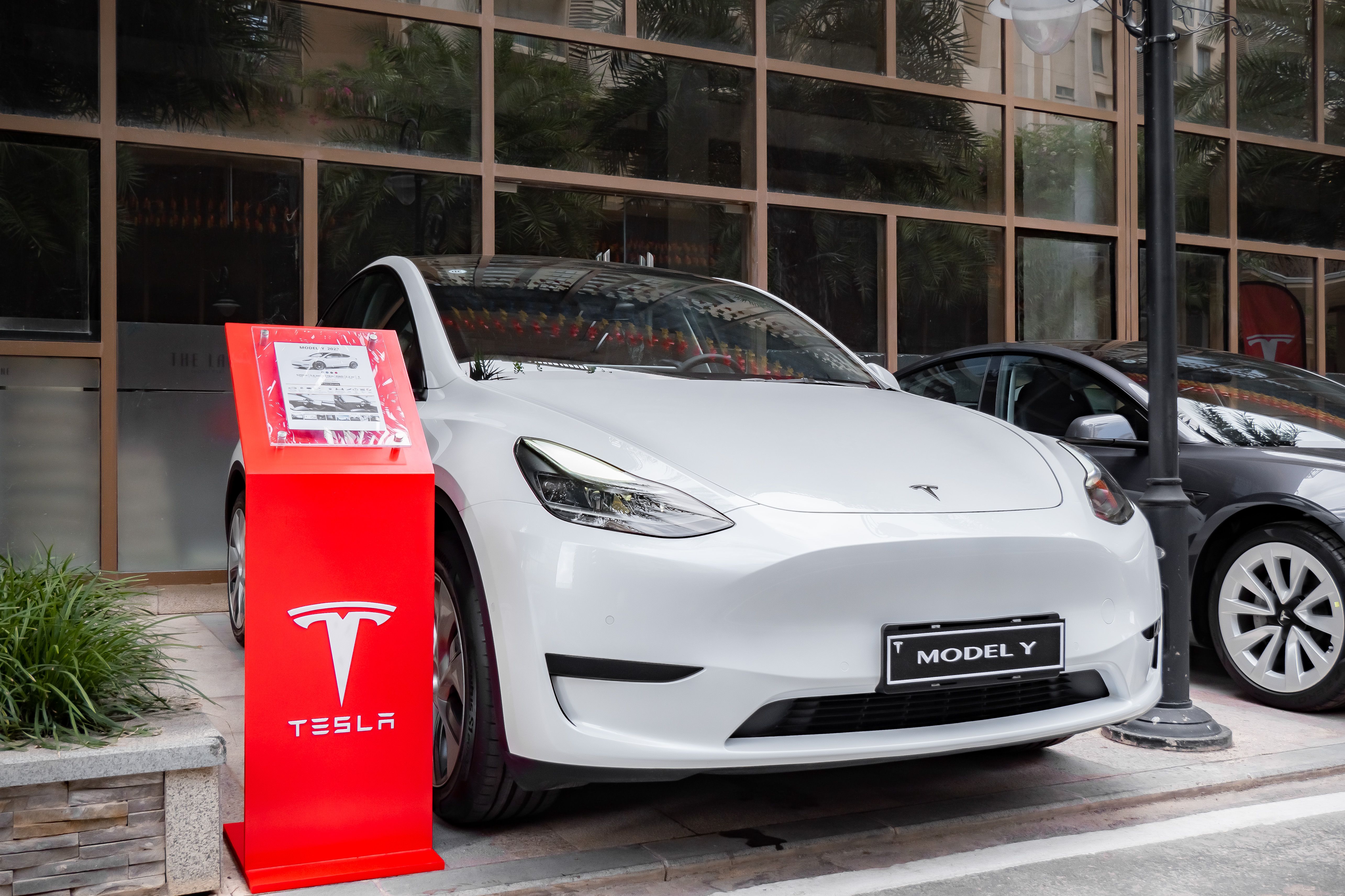 Tesla Model y