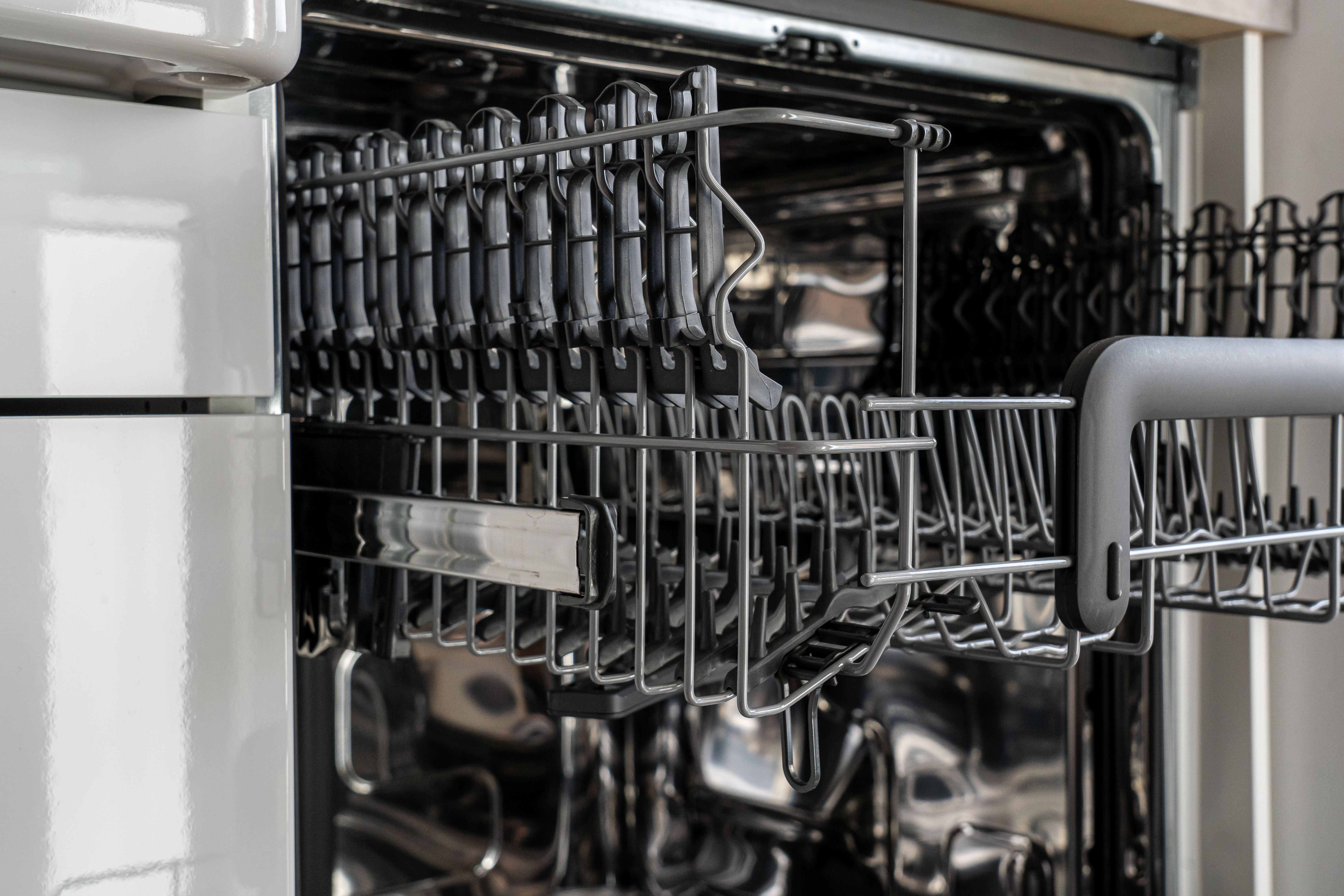 Whirlpool Dishwasher