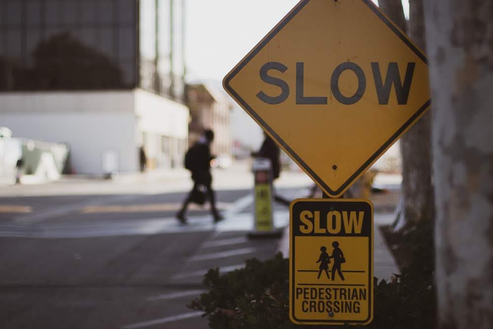Slow sign