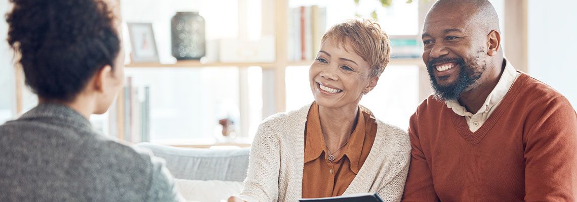 Couples preparing estate plan