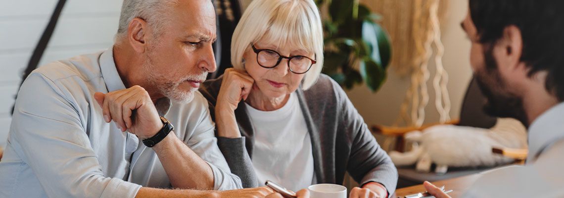 Senior couples preparing estate plan