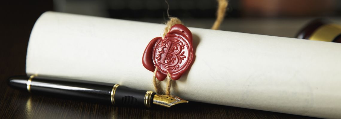 Last will with notary stamp and pen