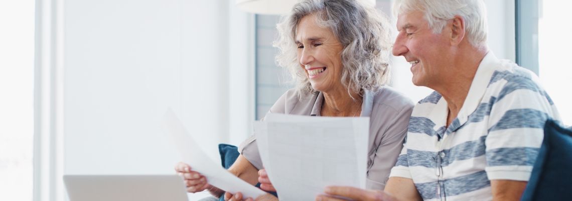 Senior couples planning their finances