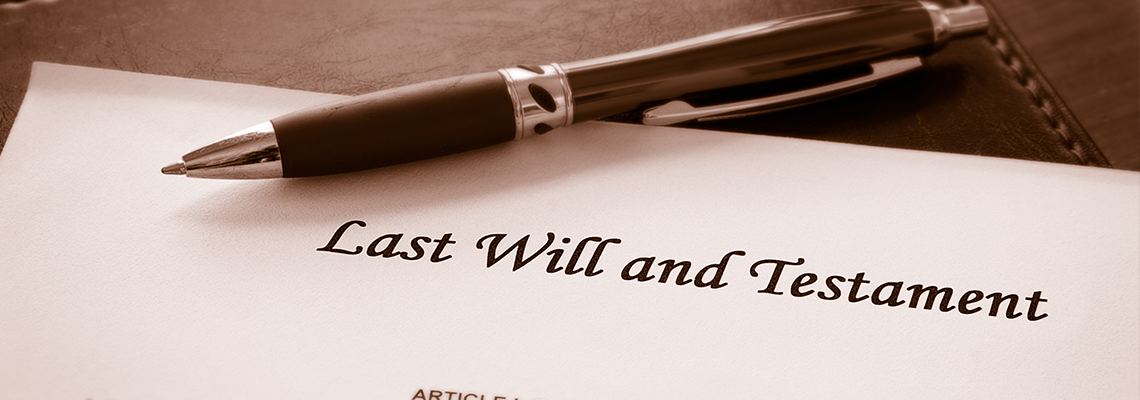 Last Will and testament document with pen.