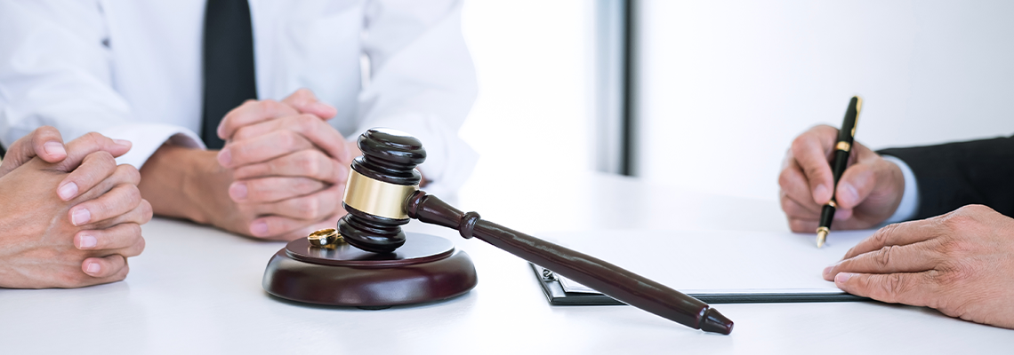 Agreement prepared by lawyer signing decree of divorce (dissolution or cancellation) of marriage