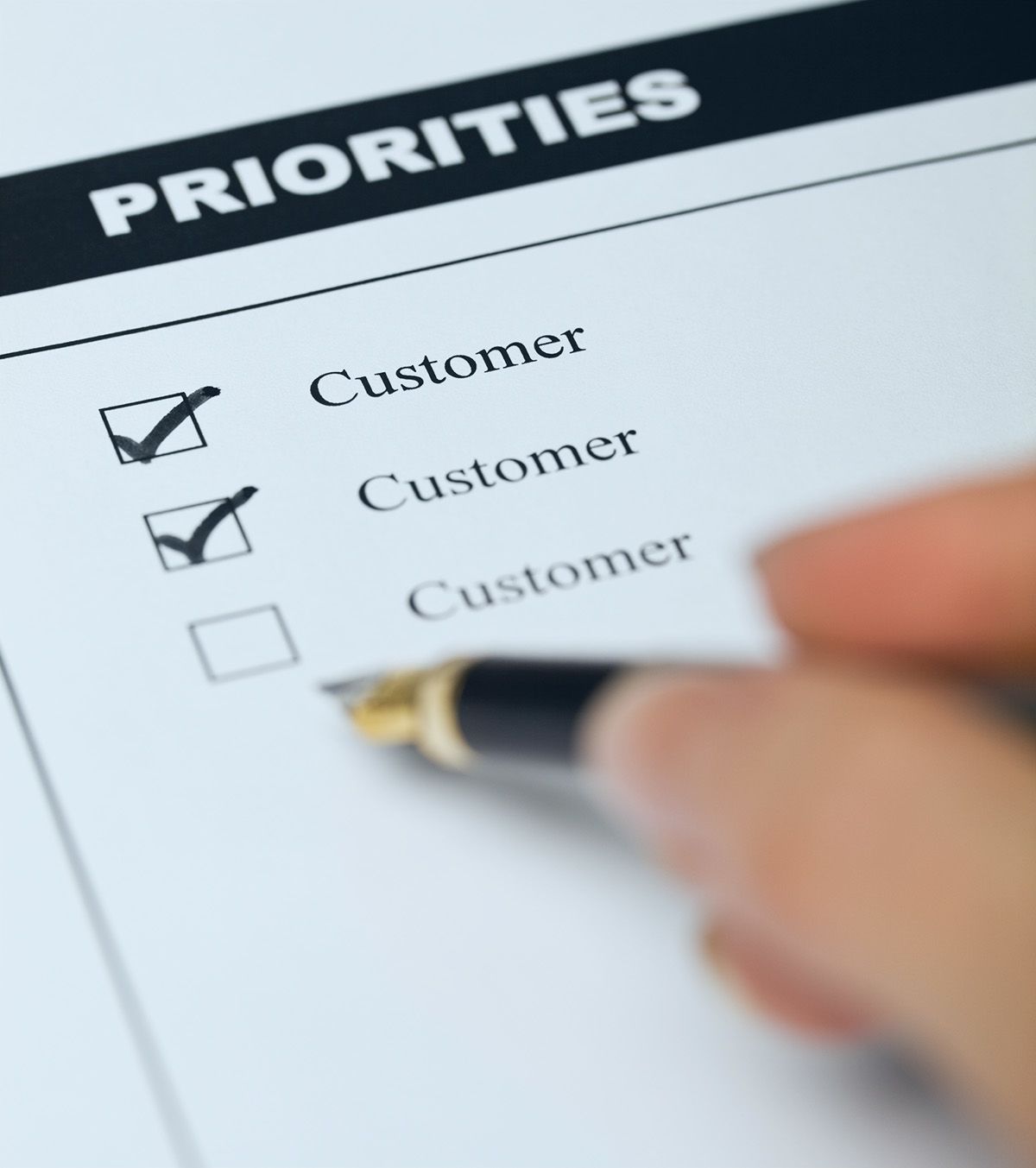 Prioritizing customers through a checklist.