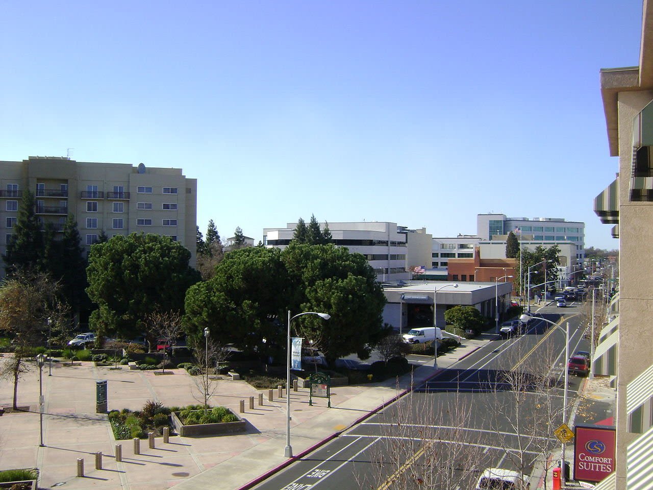Visalia Avenue