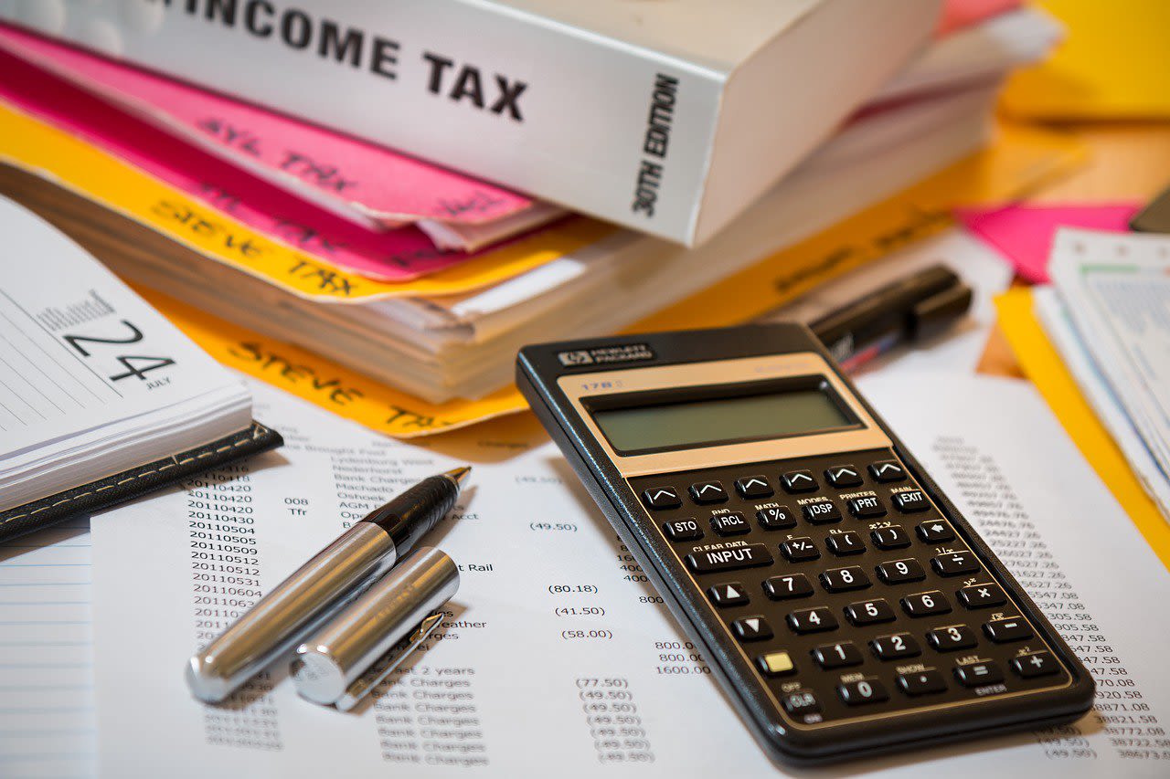 Calculator and Folders and Documents