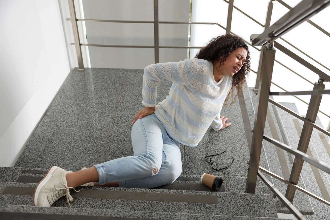 Women hurts her back after slip and fall