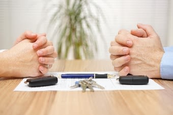 two people going through mediation