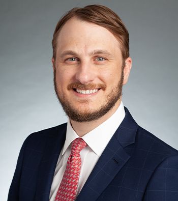 Joshua Andor headshot
