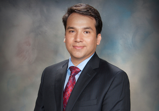 Attorney Robert Hernandez