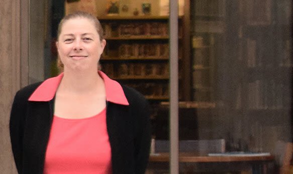 Attorney Dawn Chapman outside