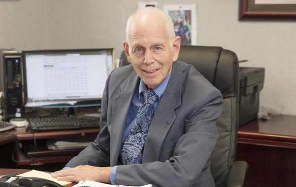 Headshot of Attorney Gerald Weiss