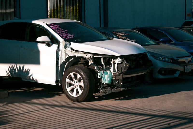 Bowling Green, KY – Medical Assistance Needed at Three-Vehicle Injury Crash on Central Ave near Mitch McConnell Way