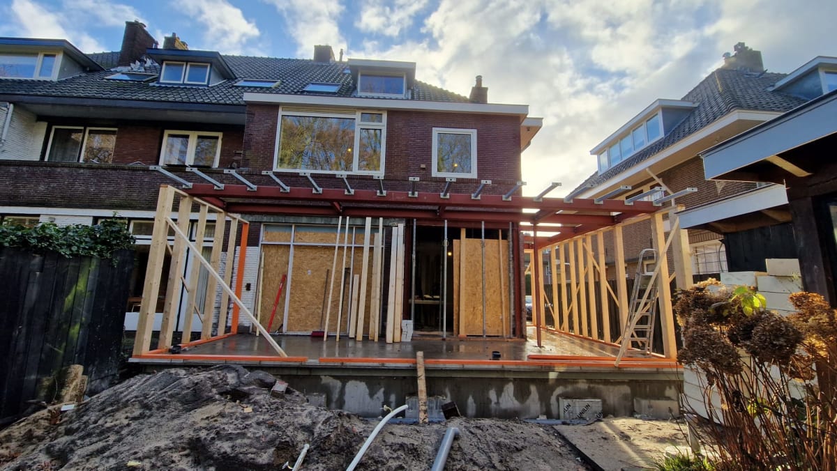 Foto van project: Staalconstructie uitbouw op de Oranjelaan, Oegstgeest 