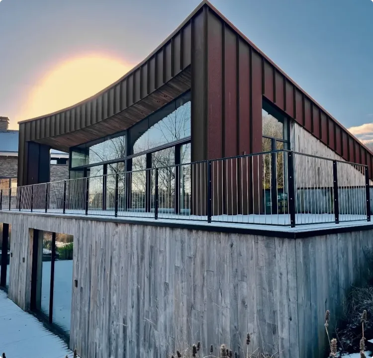 Onderhoud balkonhekken: zo houd je je balkon veilig en in topconditie