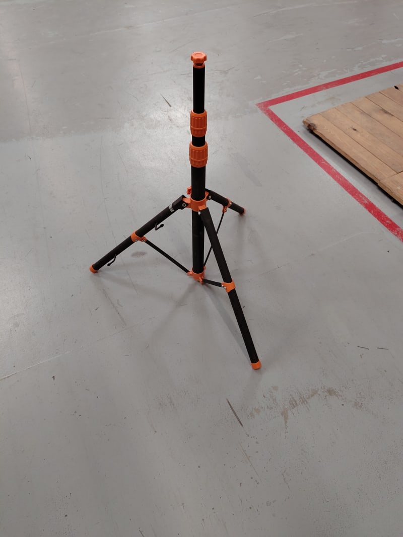 Trépied télescopique univ 86/155cm