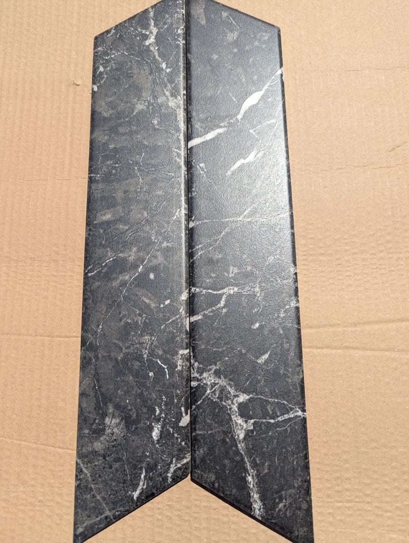 Lot de carrelage chevron Noir