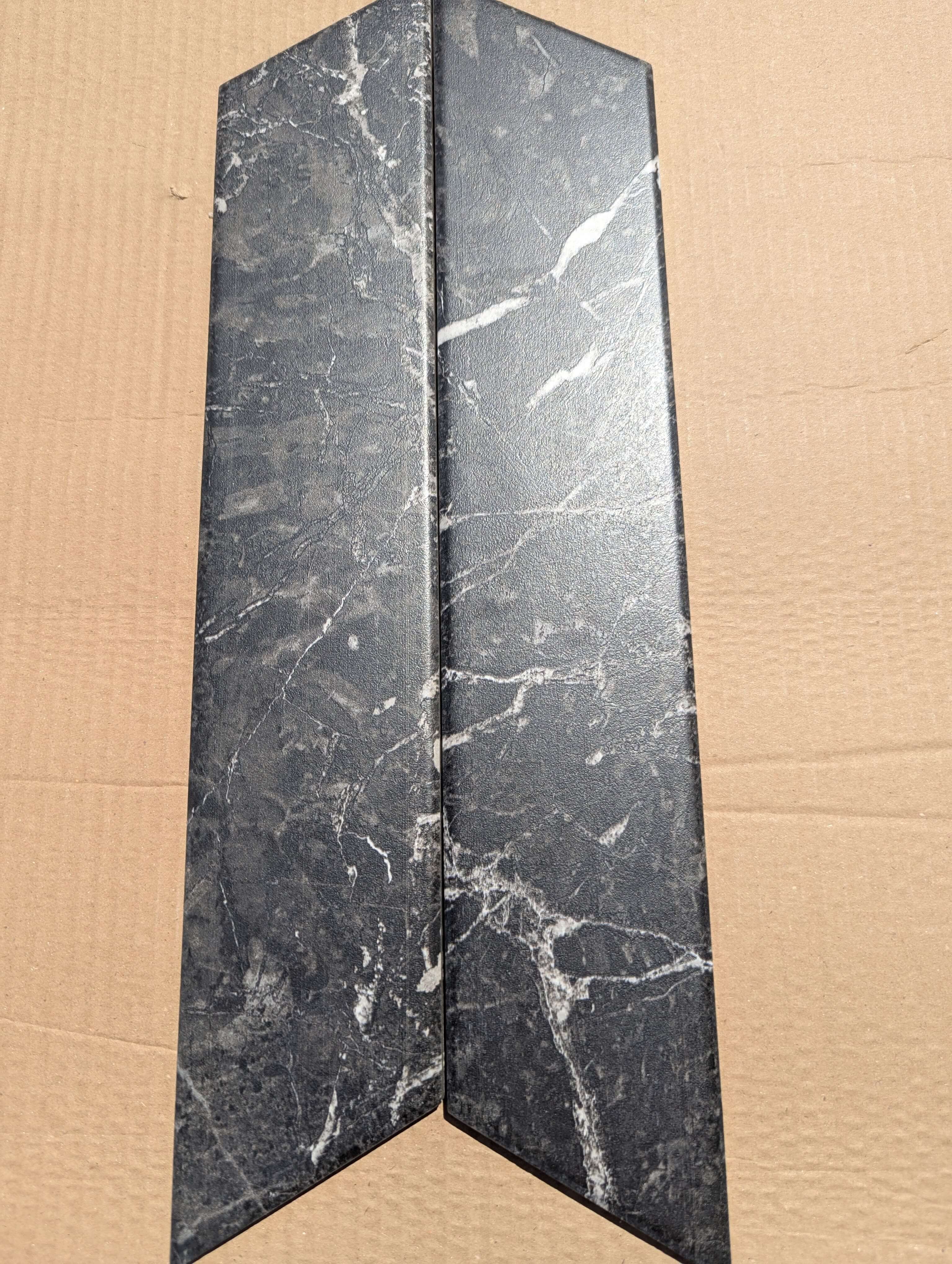 Lot de carrelage chevron Noir