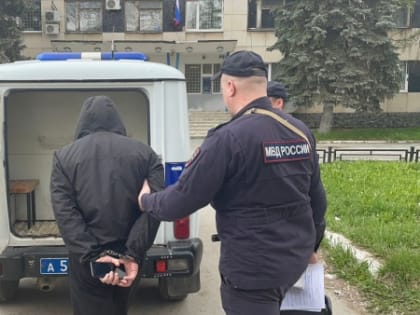 В Екатеринбурге задержали ушедшего в церковь предполагаемого убийцу матери своего ребенка