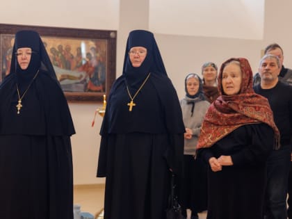 Митрополит Евгений и епископ Феодосий совершили Божественную литургию в Скорбященском монастыре Нижнего Тагила