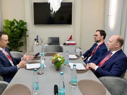 Дмитрий Ионин замечен на ПМЭФ