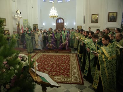 Митрополит Кирилл и архиереи Екатеринбургской митрополии совершили всенощное бдение в Свято-Николаевском монастыре в Верхотурье