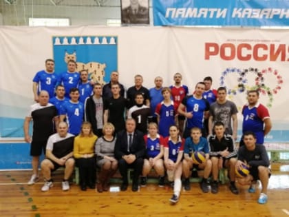 В Реже прошёл традиционный турнир по волейболу памяти майора милиции Михаила Казарновского