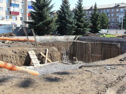 Возведение стелы «Город трудовой доблести» на контроле РВИО