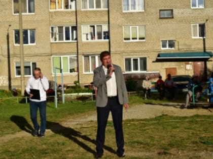 В Тавде прошли дворовые концерты