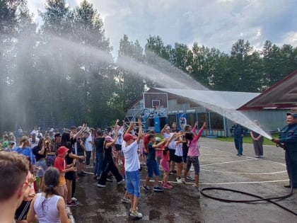 Пусть летние каникулы пройдут безопасно!