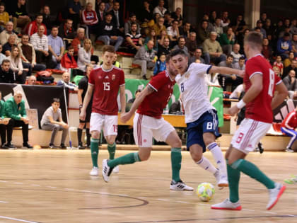 Мини-футбол: сборная России обыграла Венгрию