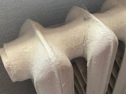 Более 1000 жителей посёлка под Екатеринбургом остались без отопления в мороз